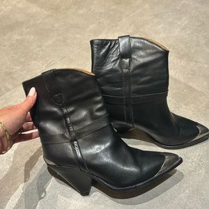 Great condition boots
